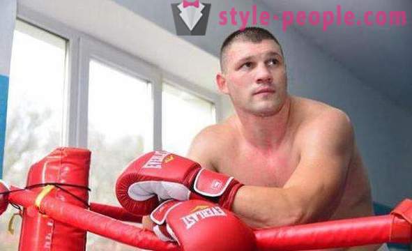 Evgeny Romanov: subestimado boxeador russo