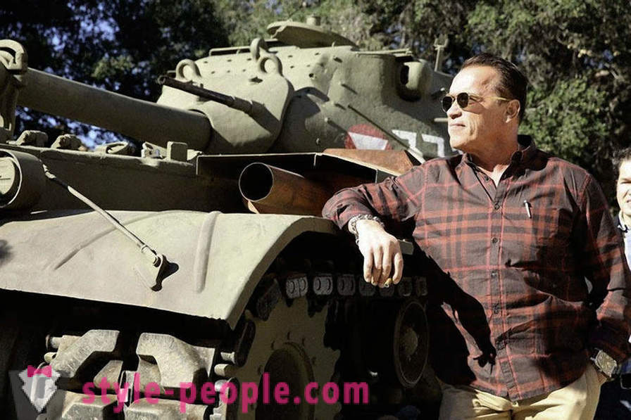 O escritório de Arnold Schwarzenegger no exército