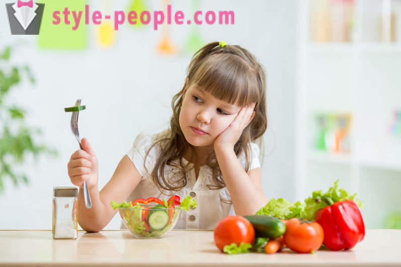Como ensinar uma criança a comer vegetais