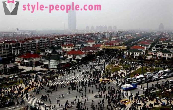 Huaxi - aldeia chinesa de milionários
