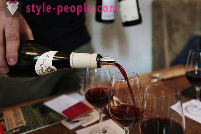 10 fatos sobre Beaujolais que você vai fazer um conhecedor de vinhos com gosto impecável