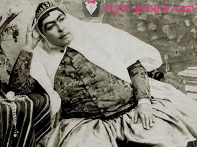 Então, olhar feminino incomparável iraniano Shah