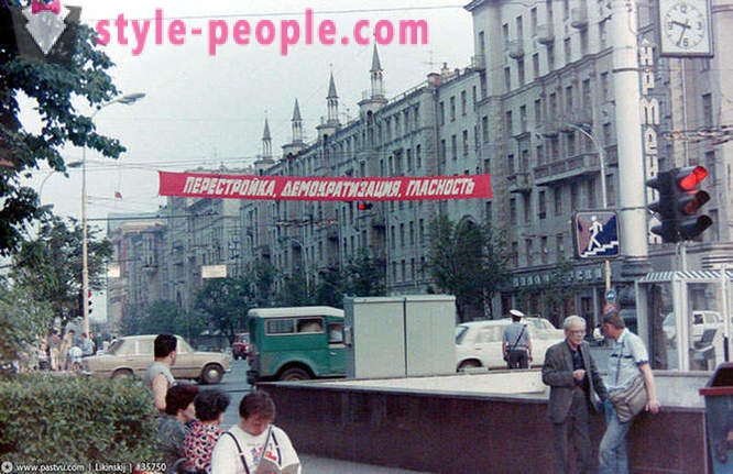 Caminhe em Moscou em 1989