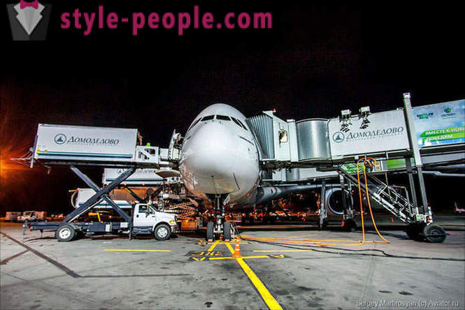 Como servir o maior avião de passageiros em Domodedovo