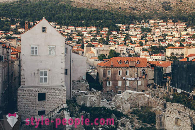 Cidade antiga na Croácia com uma visão panorâmica