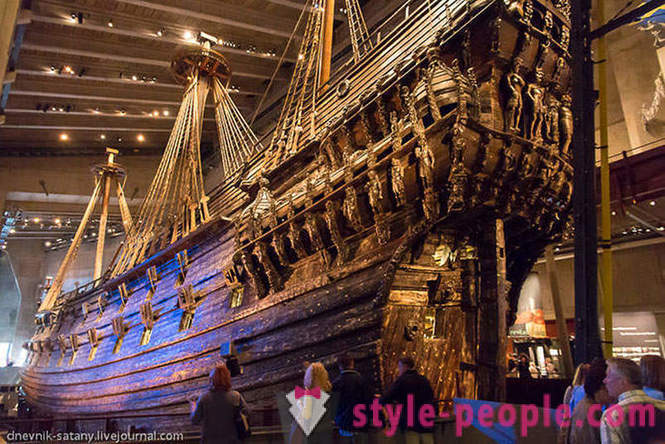 Visita ao museu o único navio do século XVII