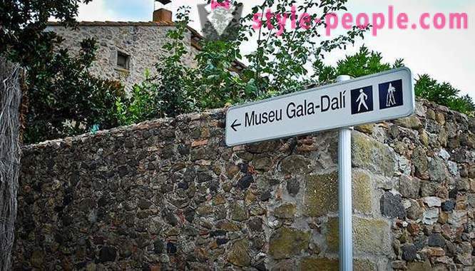 Salvador Dali Museum eo castelo de sua esposa