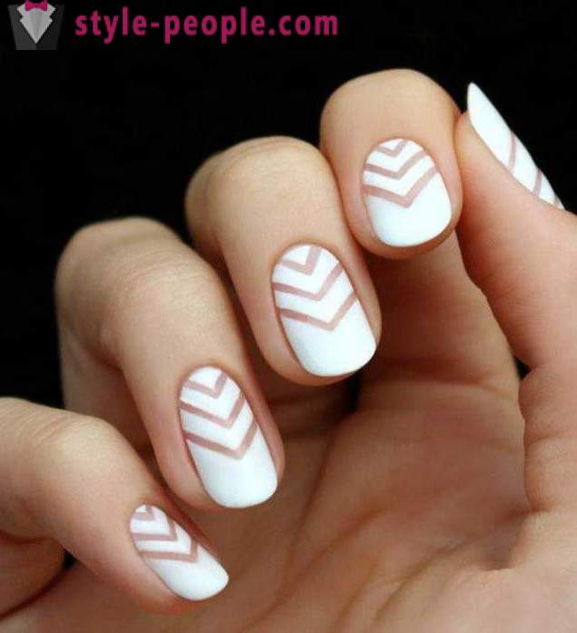 Manicure White: idéias e fotos. manicure de White Ano Novo com lantejoulas