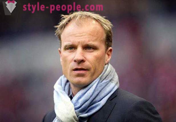 Dennis Bergkamp - treinador de futebol holandês. Biografia carreira desportiva