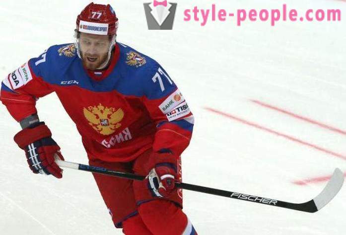 Anton Belov hóquei russo: biogrfiya, carreira desportiva, a vida pessoal