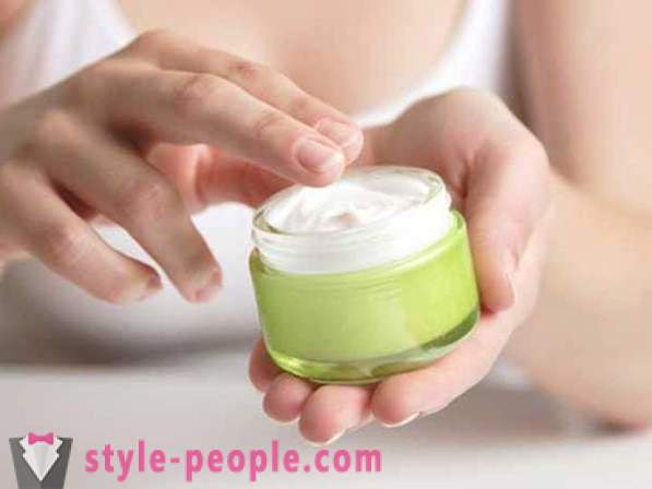Como escolher um creme facial para pele seca: dicas e opiniões esteticistas
