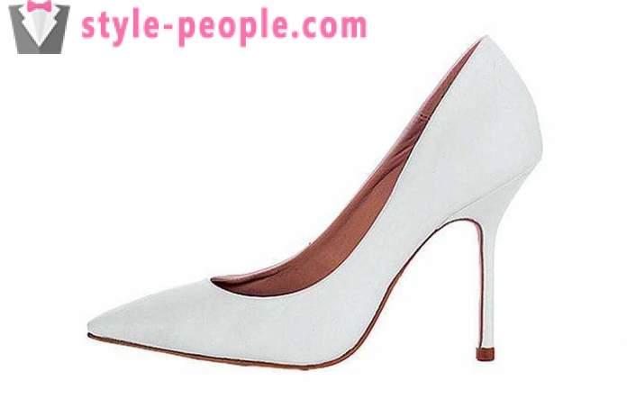 Sapatos brancos para fashionistas