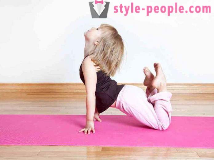 Yoga em casa para iniciantes: exercícios, fotos