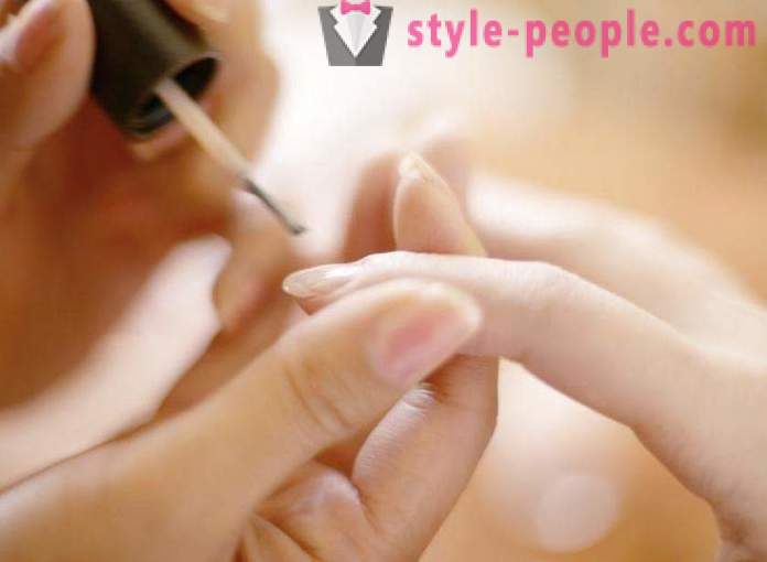 Como fazer uma manicure em casa: os segredos de beleza